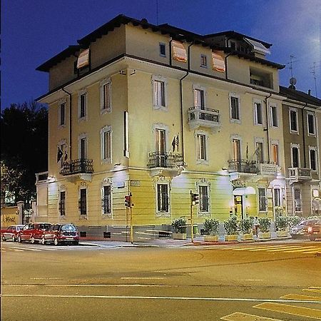 Hotel Florence Milano Esterno foto